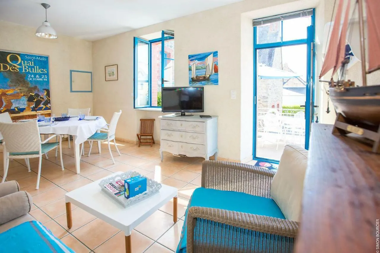Armor Cottage Saint-Malo 0*,