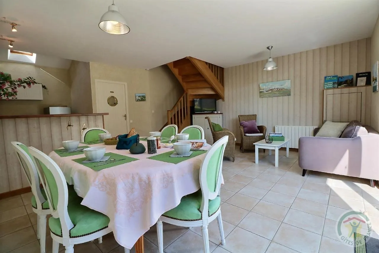Armor Cottage Saint-Malo Holiday home